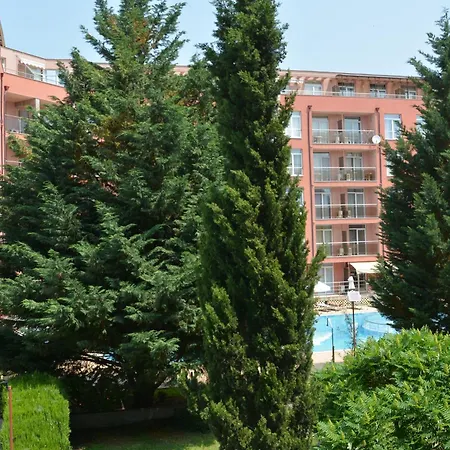 Rainbow 2 Complex 阳光海滩