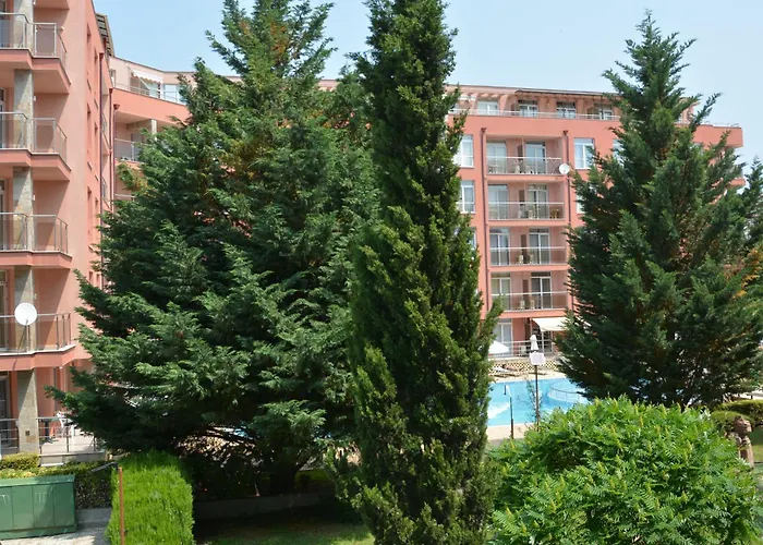 Rainbow 2 Complex 阳光海滩