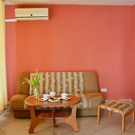 Rainbow 2 Complex 3*