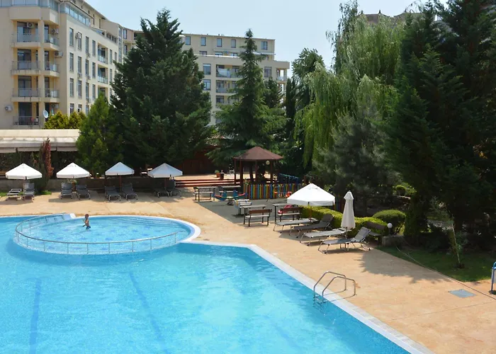 Rainbow 2 Complex Hotel 3*