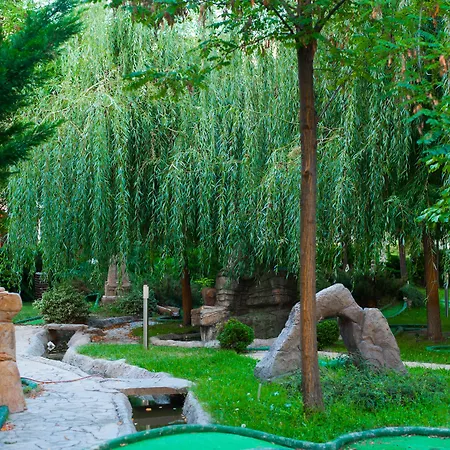 فندق Rainbow 2 Complex 3*