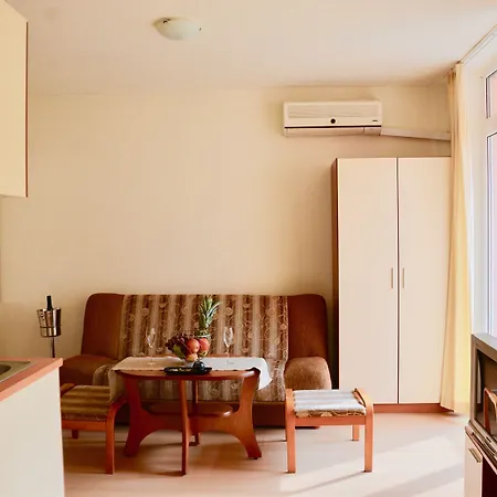 Rainbow 2 Complex فندق ساني بيتش