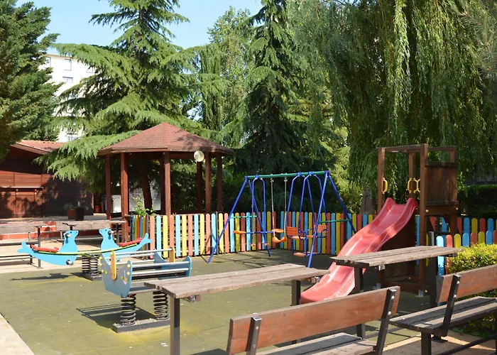 Rainbow 2 Complex Hotel