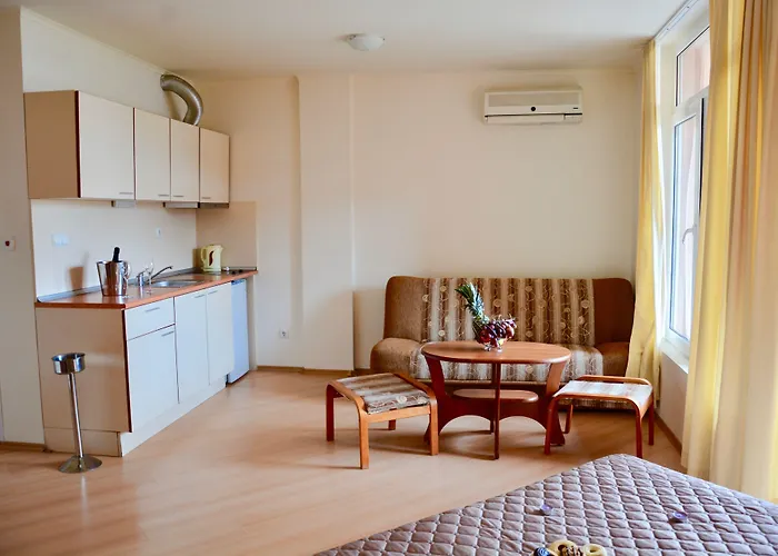 Rainbow 2 Complex 3*